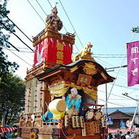 氷川神社前の山車